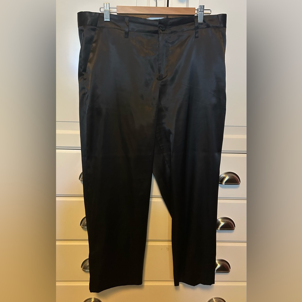 GAP women’s cropped satin pants